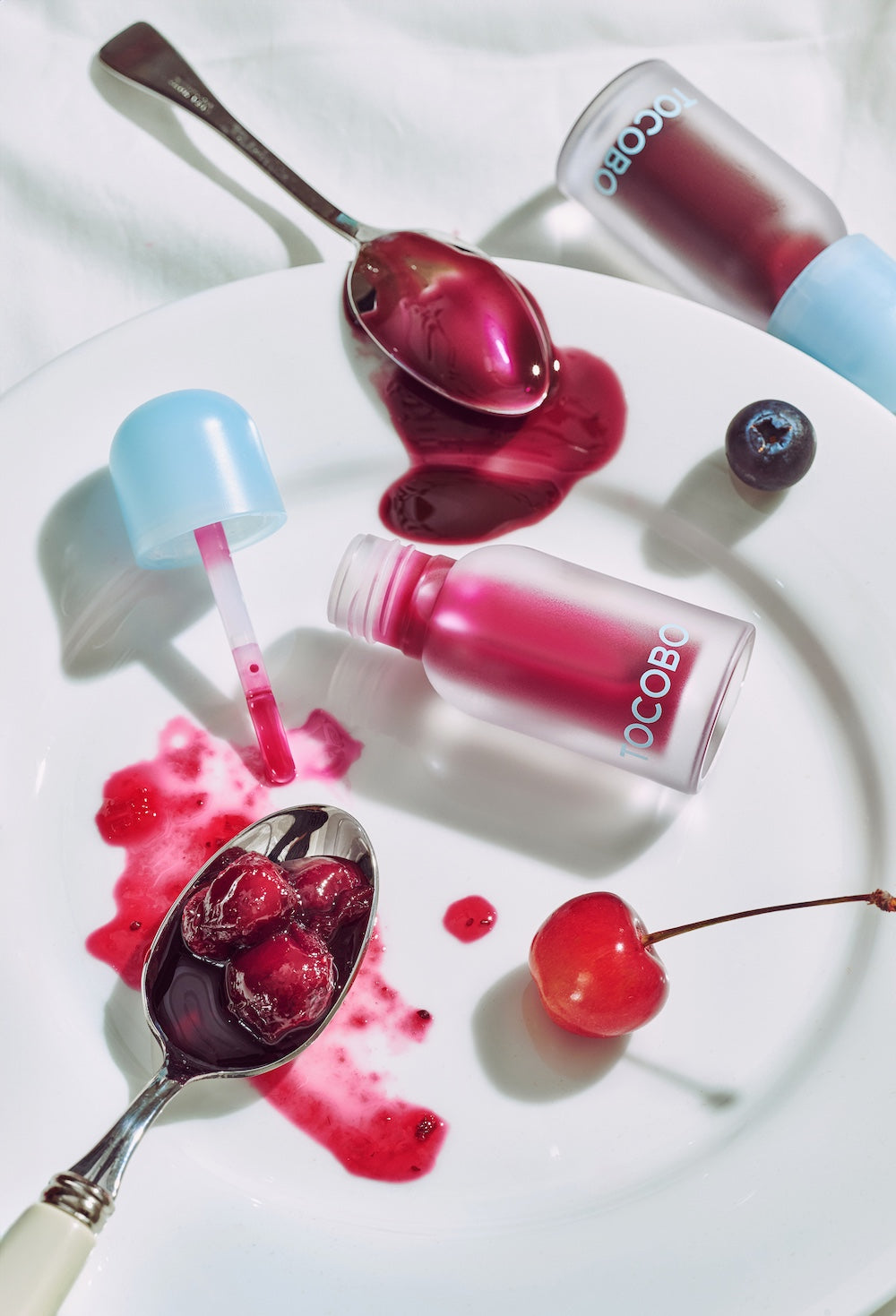 Juicy Berry Plumping Lip Oil - 14 colors