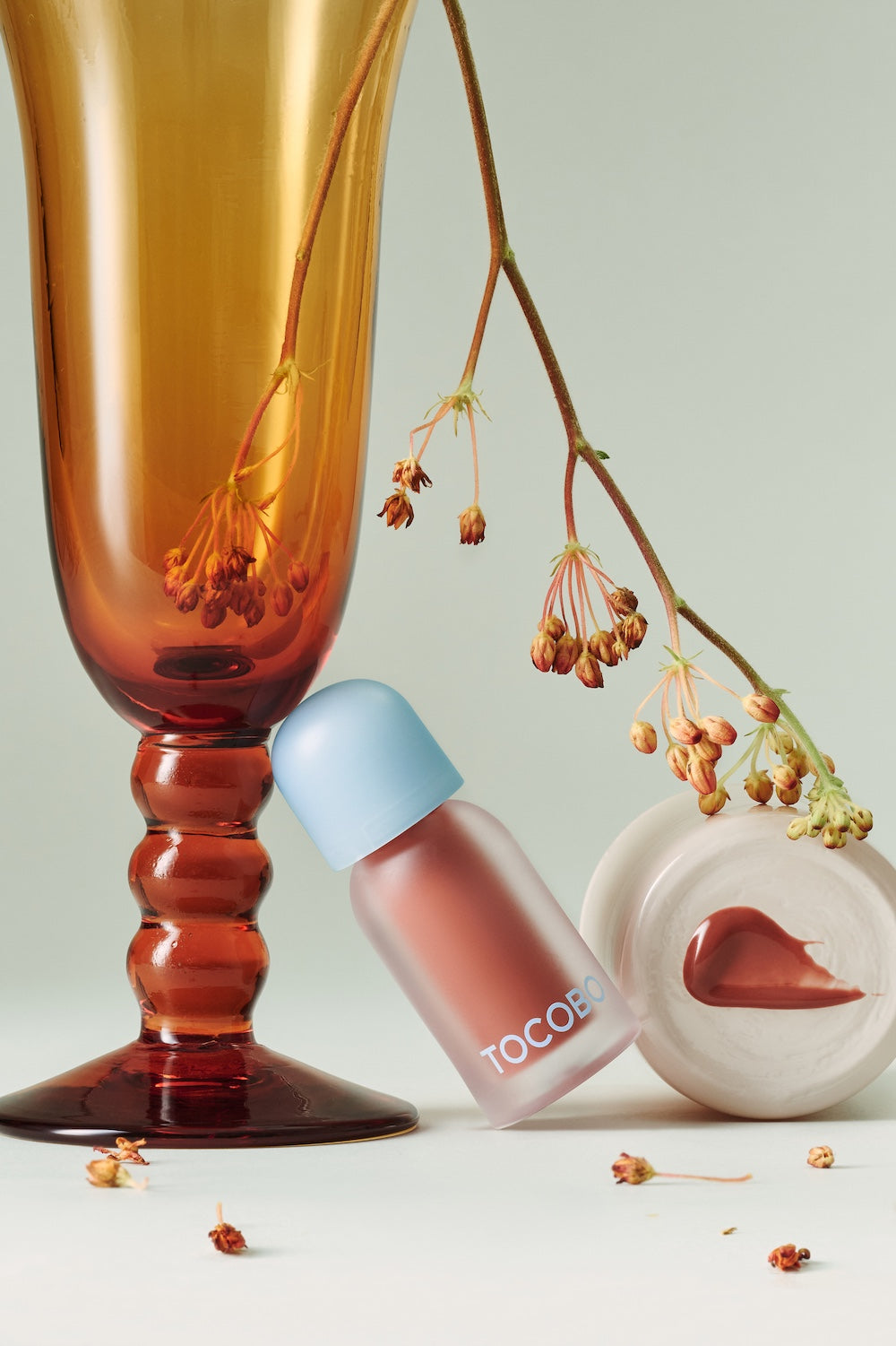 Juicy Berry Plumping Lip Oil - 14 colors