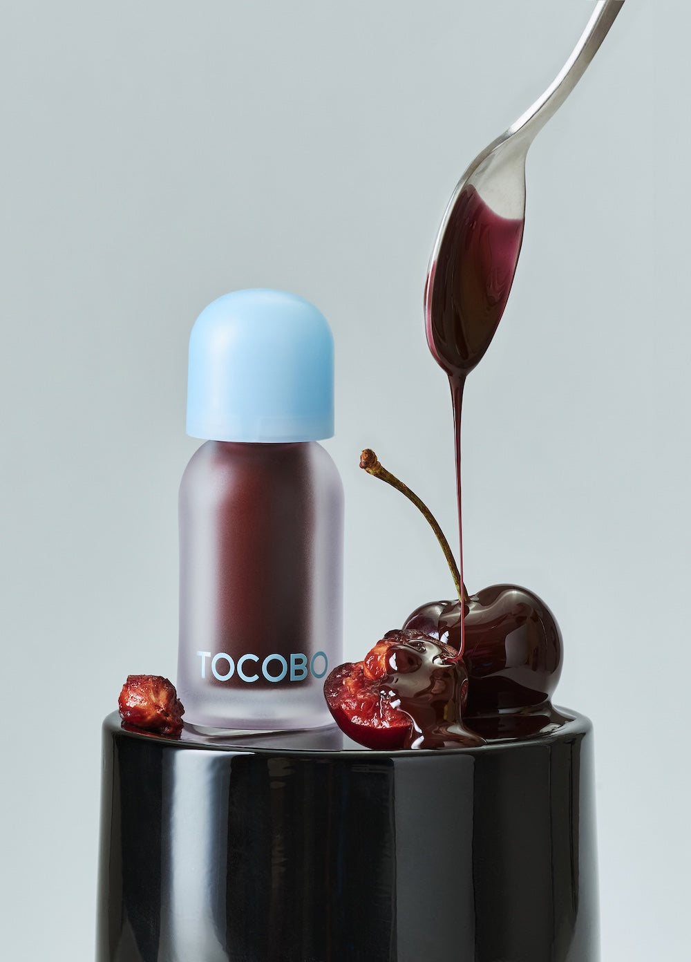 Juicy Berry Plumping Lip Oil 12 CHERRY ADE 4g