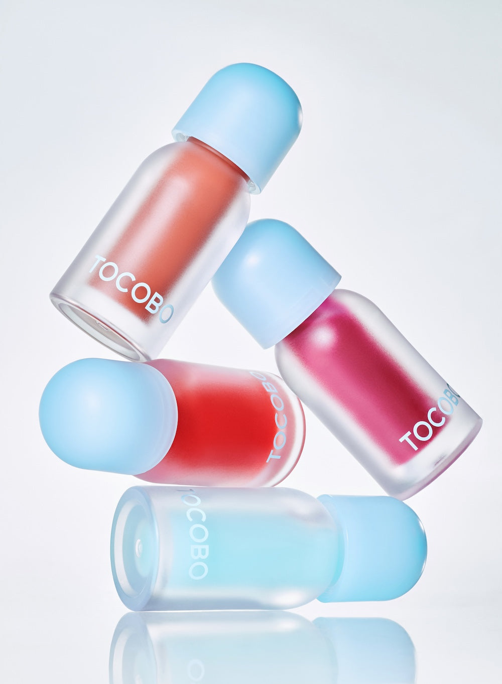 Juicy Berry Plumping Lip Oil 12 CHERRY ADE 4g